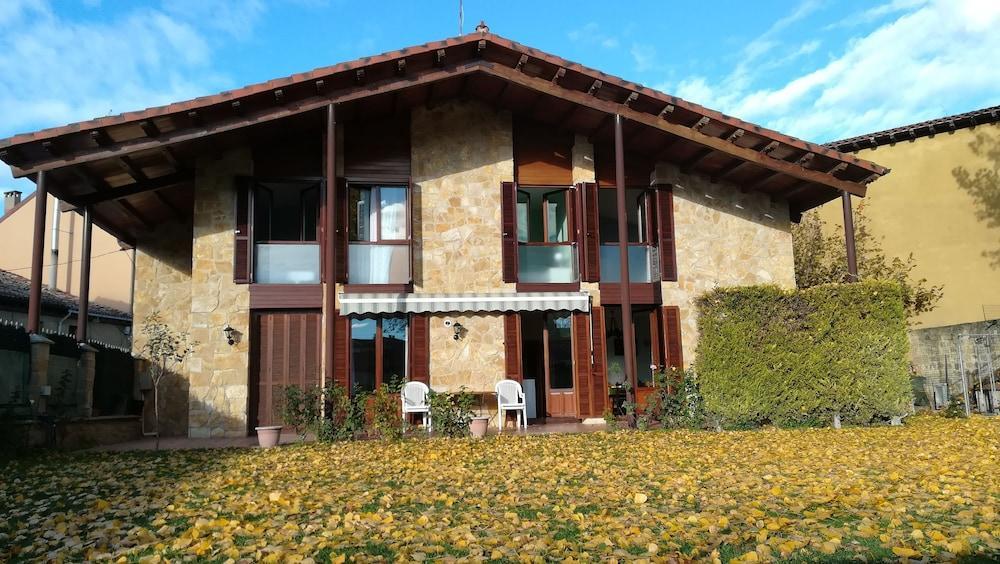 La Presumida De Alcor Sajazarra Casa Vacacional Villa Luaran gambar